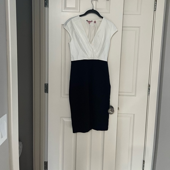 Ted Baker Size 1 colour block stretch bottom cotton dress side zip like new - Picture 1 of 6